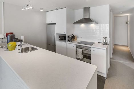 Photo of property in Montreaux Apartments, 7h/164 The Terrace, Wellington Central, Wellington, 6011