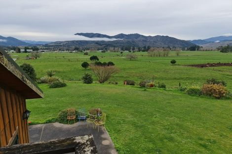 Photo of property in 72 Hotham Street, Murchison, 7007