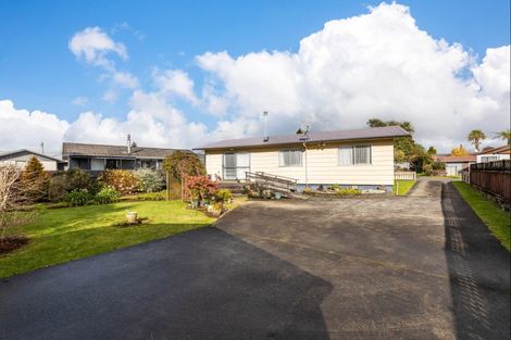 Photo of property in 36 Kowhai Street, Inglewood, 4330