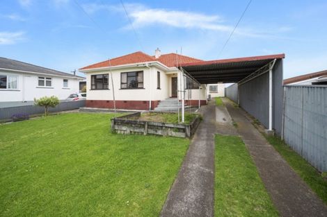 Photo of property in 13 Selwyn Street, Lower Vogeltown, New Plymouth, 4310