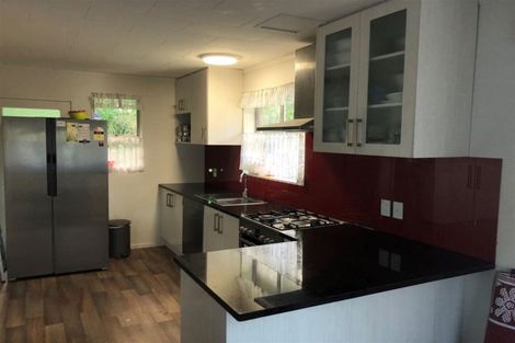 Photo of property in 3/12 Rimu Street, New Lynn, Auckland, 0600