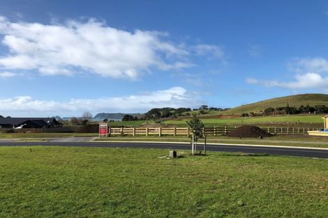 Photo of property in 5 Powhiri Place, Wharekaho, Whitianga, 3510