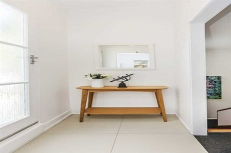 Photo of property in 2/59 Hungerford Road, Houghton Bay, Wellington, 6023