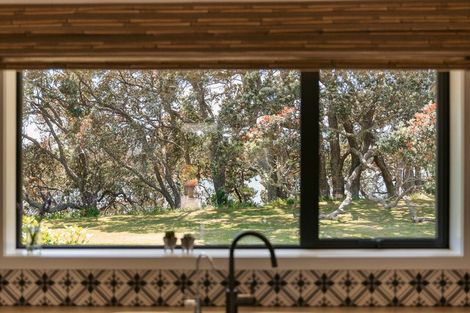 Photo of property in 37 Pohutukawa Drive, Athenree, Katikati, 3177