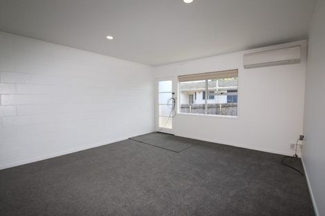 Photo of property in 3/74 Portage Road, New Lynn, Auckland, 0600