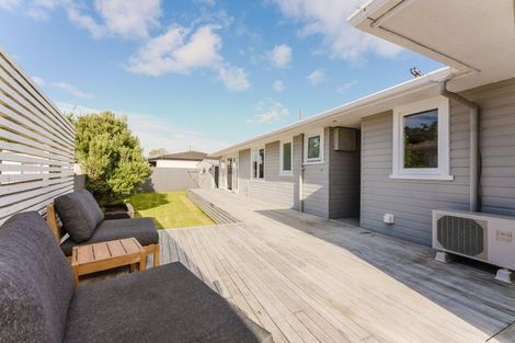 Photo of property in 215 Mangorei Road, Merrilands, New Plymouth, 4312
