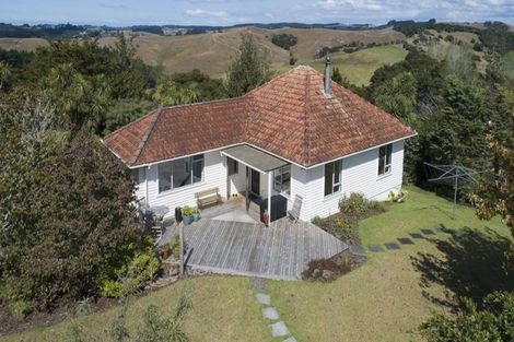 Photo of property in 130 Shanks Road, Helensville, 0875