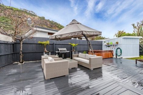 Photo of property in 38 Stoke Street, Sumner, Christchurch, 8081