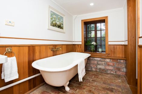 Photo of property in 16 Russell Street, Whataupoko, Gisborne, 4010