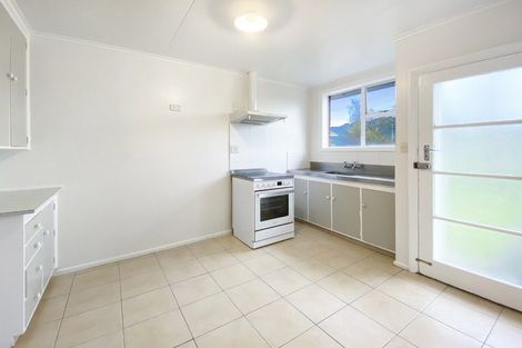 Photo of property in 2/1115 Fergusson Drive, Clouston Park, Upper Hutt, 5018