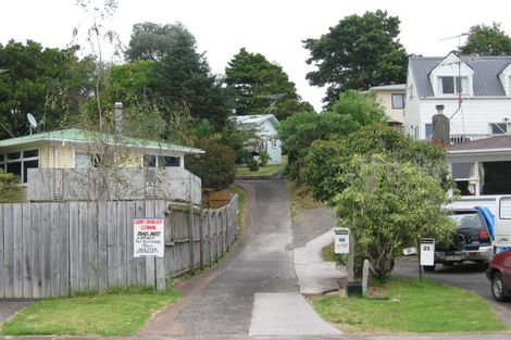 Photo of property in 54 Lauderdale Road, Birkdale, Auckland, 0626