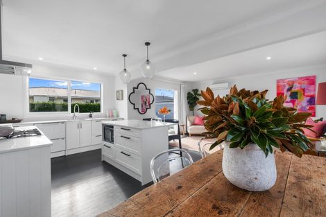 Photo of property in 3 Milton Road, Otumoetai, Tauranga, 3110