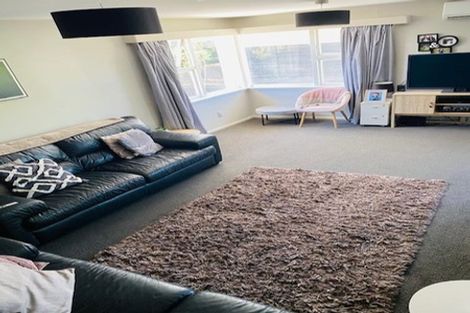 Photo of property in 268 Main North Road, Redwood, Christchurch, 8051