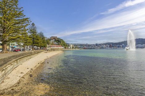 Photo of property in Wharenui Apartments, 274 Oriental Parade, Oriental Bay, Wellington, 6011
