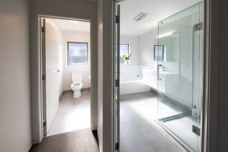 Photo of property in 14 Will Street, Huapai, Kumeu, 0810