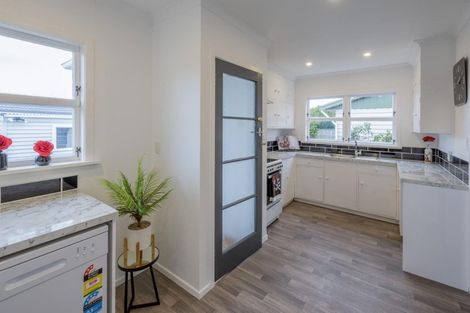 Photo of property in 33 Rugby Street, Levin, 5510