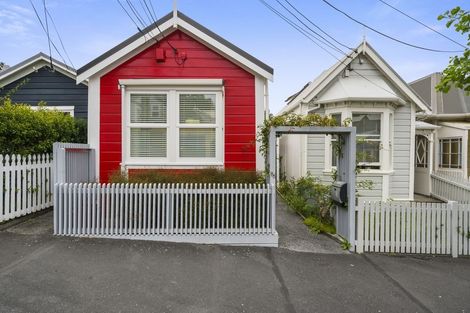 Photo of property in 86 Elizabeth Street, Mount Victoria, Wellington, 6011