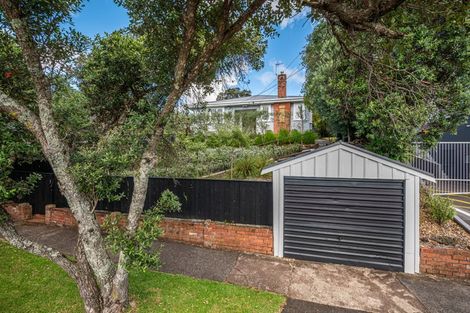 Photo of property in 5 Keystone Avenue, Mount Roskill, Auckland, 1041