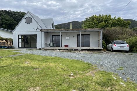 Photo of property in 1909 Whangarei Heads Road, Whangarei Heads, 0174