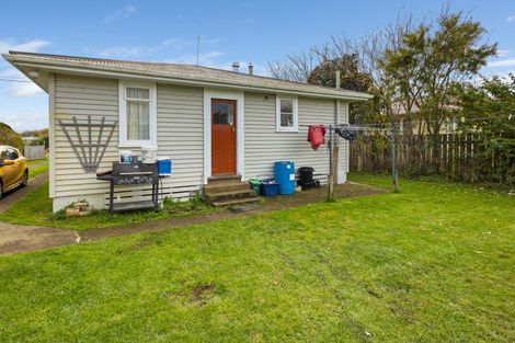 Photo of property in 12 Grey Street, Raetihi, 4632