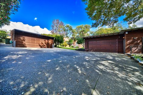 Photo of property in 146 Cliff View Drive, Green Bay, Auckland, 0604