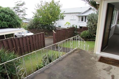 Photo of property in 1/15 Seaview Terrace, Mount Albert, Auckland, 1025