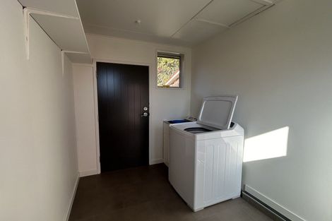 Photo of property in 70 Upton Street, Wanaka, 9305