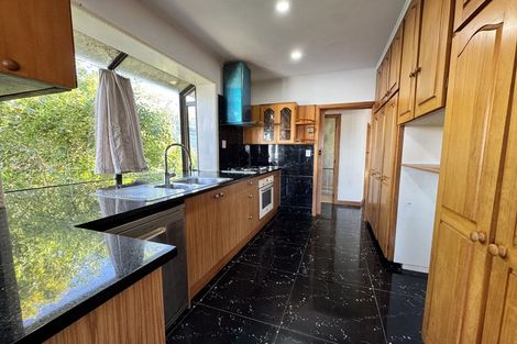 Photo of property in 71 Tirimoana Road, Te Atatu South, Auckland, 0602