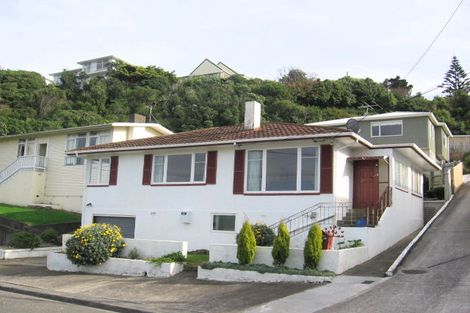 Photo of property in 12 Monowai Road, Johnsonville, Wellington, 6037