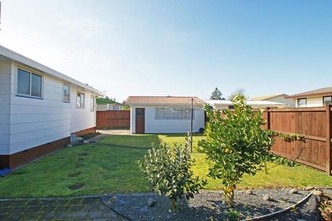 Photo of property in 9 Oak Avenue, Nawton, Hamilton, 3200