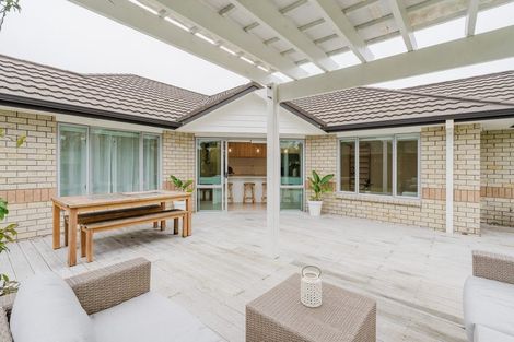 Photo of property in 26 Nielsen Gardens, Rototuna, Hamilton, 3210