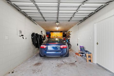 Photo of property in 9 Westview Place, Huntsbury, Christchurch, 8022