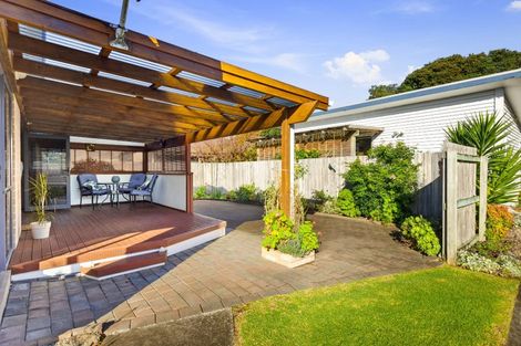Photo of property in 8 Elizabeth Street, Orewa, 0931