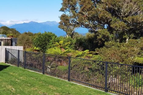 Photo of property in 13 Racecourse Terrace Rise, Hokitika, 7882