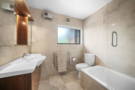 Photo of property in 195a Browns Bay Road, Browns Bay, Auckland, 0630