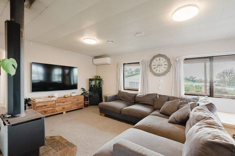 Photo of property in 28 Pringle Place, Nawton, Hamilton, 3200