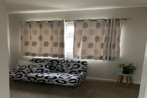 Photo of property in 67d Sabulite Road, Kelston, Auckland, 0602