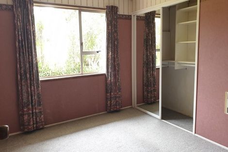 Photo of property in 5 St Catherine Crescent, West Harbour, Auckland, 0618