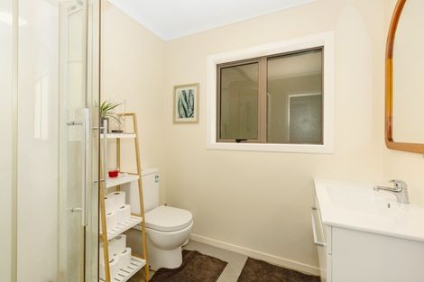 Photo of property in 14 Chastudon Place, Tawa, Wellington, 5028