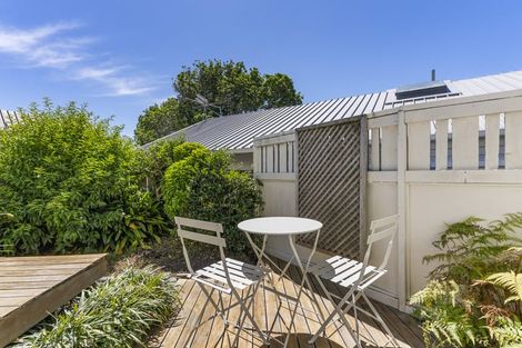 Photo of property in 13/53 Vauxhall Road, Devonport, Auckland, 0624