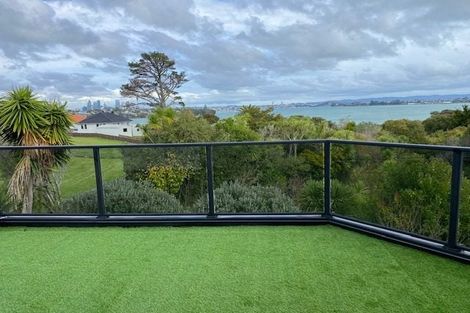 Photo of property in 1/94 Jutland Road, Hauraki, Auckland, 0622
