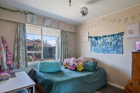 Photo of property in 17 Hadfield Street, Otaki, 5512