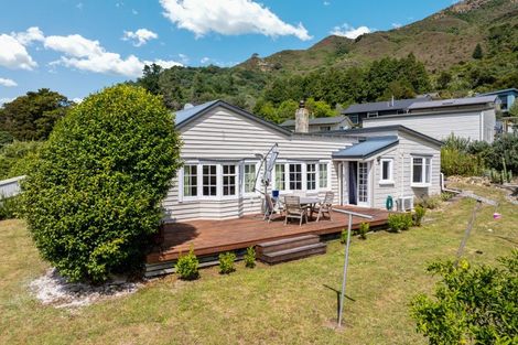 Photo of property in 13e Main Rd Havelock, Havelock, 7100