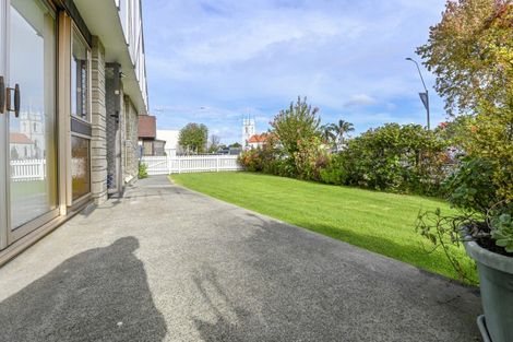 Photo of property in 1/510 Heretaunga Street East, Hastings, 4122