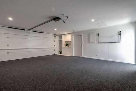 Photo of property in 19a Rosalie Terrace, Kelvin Grove, Palmerston North, 4414