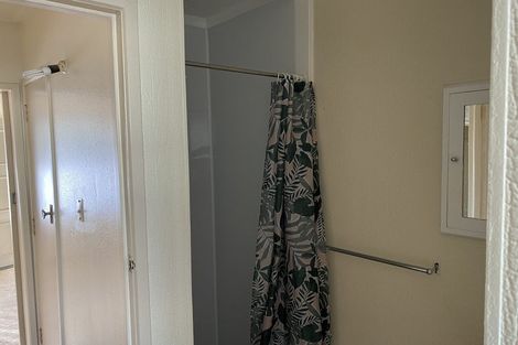 Photo of property in 1-27/21 Te Aroha Street, Hamilton East, Hamilton, 3216