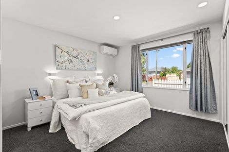 Photo of property in 64 Bevington Street, Avonhead, Christchurch, 8042