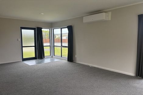 Photo of property in 33 Ohiwa Parade, Ohope, 3121