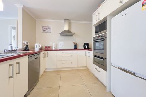 Photo of property in 5a York Street, Drury, 2113