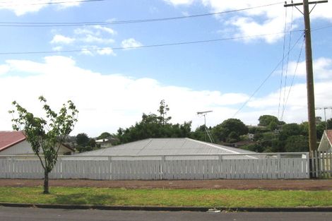 Photo of property in 130 Methuen Road, New Windsor, Auckland, 0600